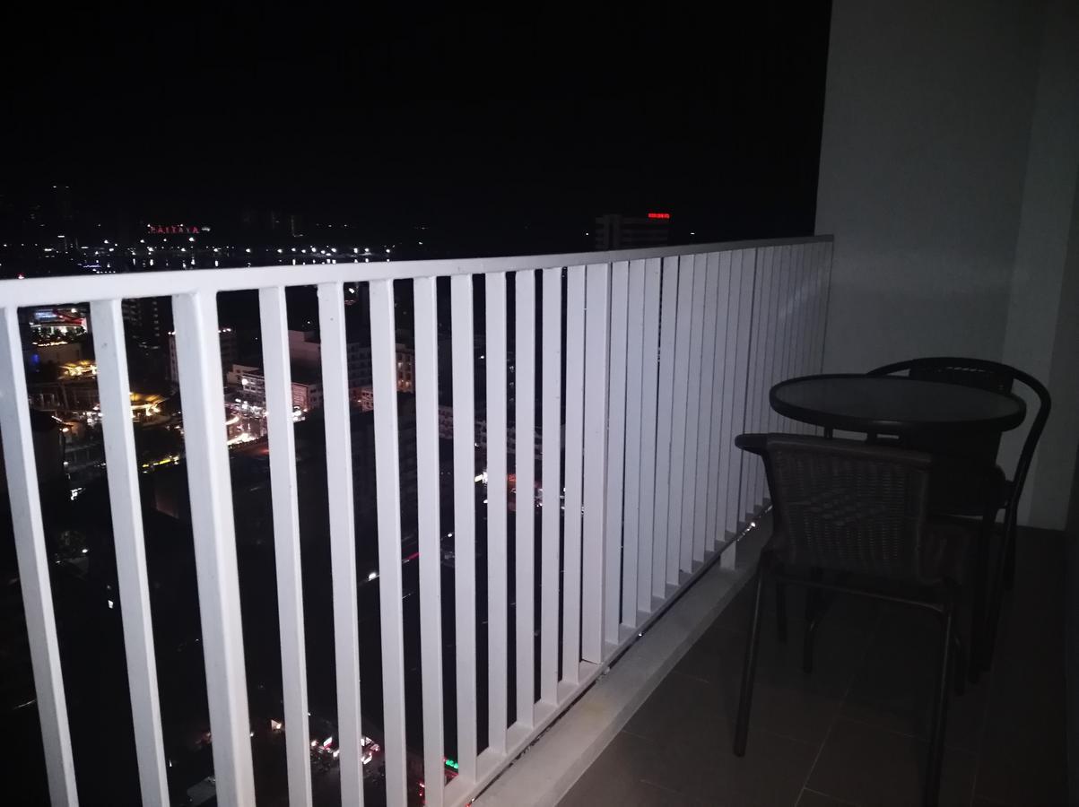 Aparthotel The​ Base​ ​Pattaya​ By Ammy Zewnętrze zdjęcie