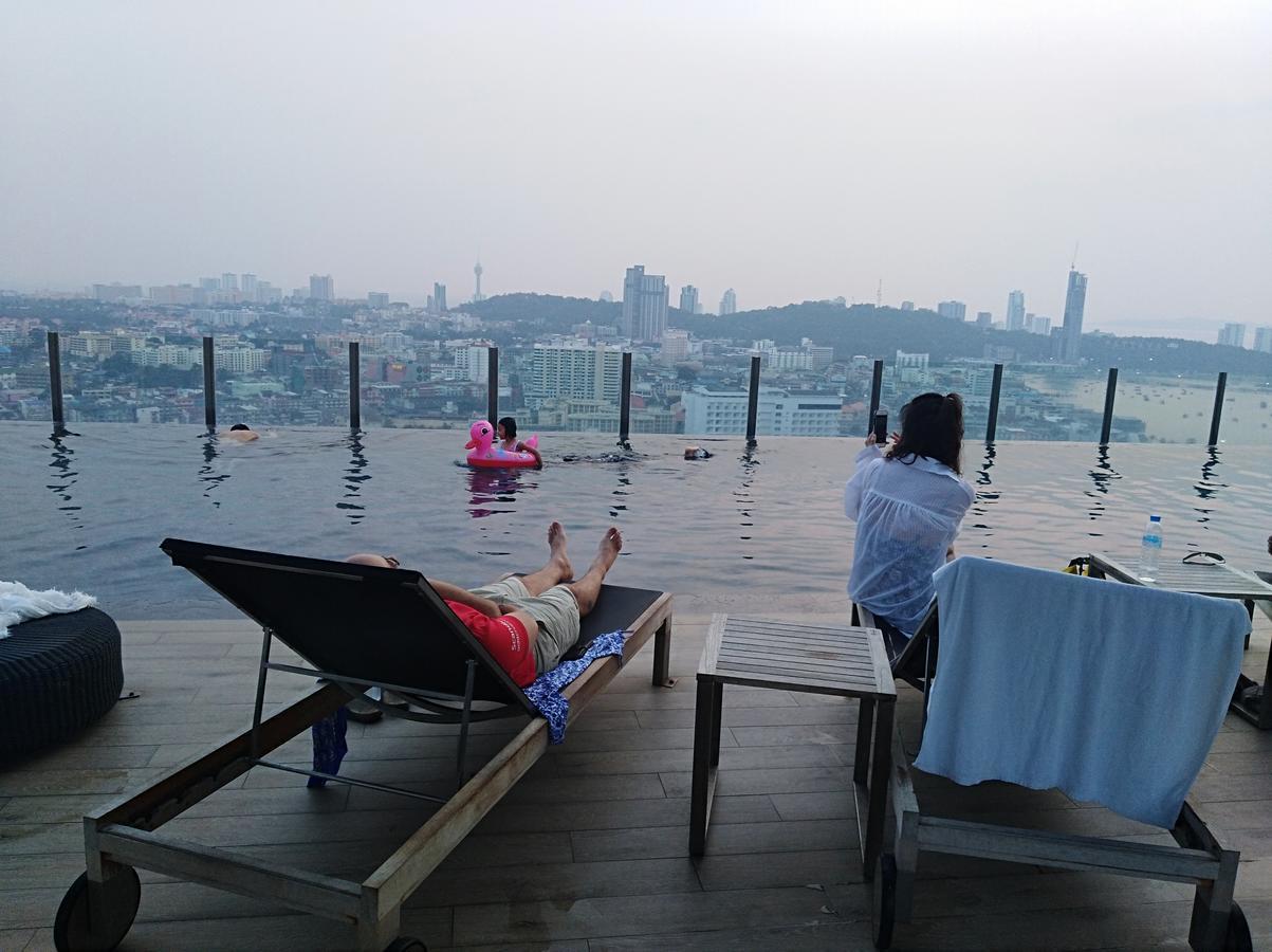 Aparthotel The​ Base​ ​Pattaya​ By Ammy Zewnętrze zdjęcie