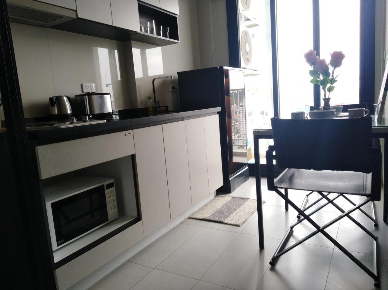 Aparthotel The​ Base​ ​Pattaya​ By Ammy Zewnętrze zdjęcie
